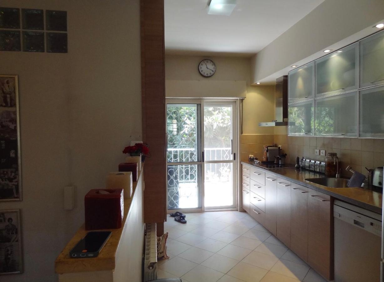 1 Or 2 Rooms With Breakfast And Parking Jerusalem Exterior photo